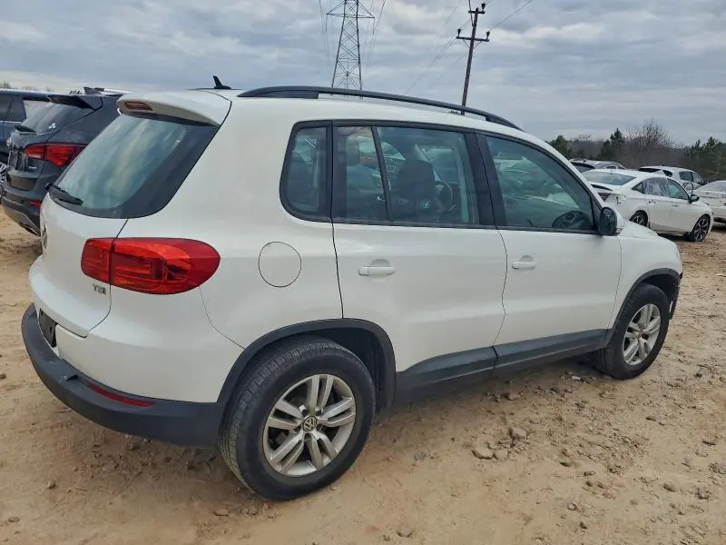 2016 VOLKSWAGEN TIGUAN S  