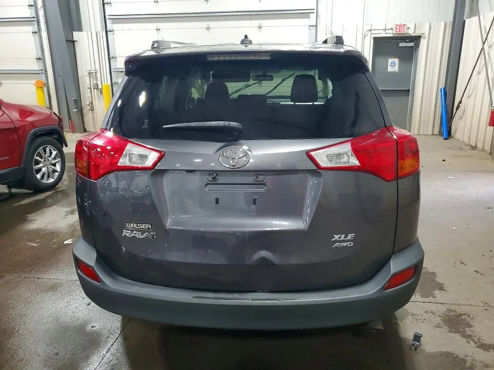 2014 TOYOTA RAV4 XLE  