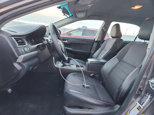 2016 TOYOTA CAMRY LE  