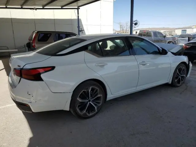 2023 NISSAN ALTIMA SR  