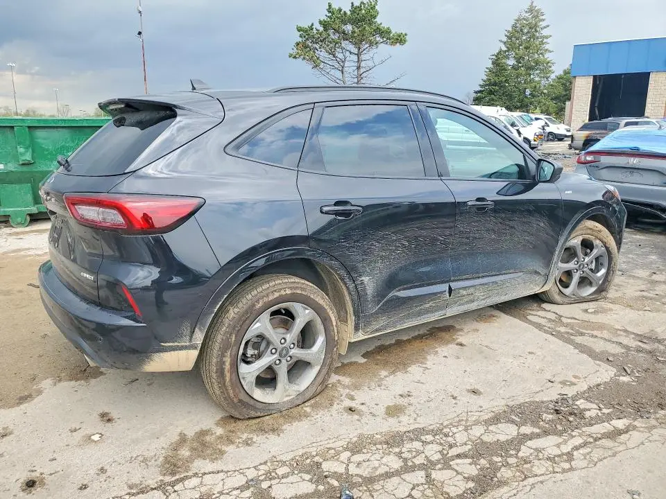 2023 FORD ESCAPE ST LINE  