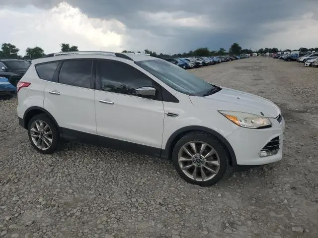 2016 FORD ESCAPE SE  