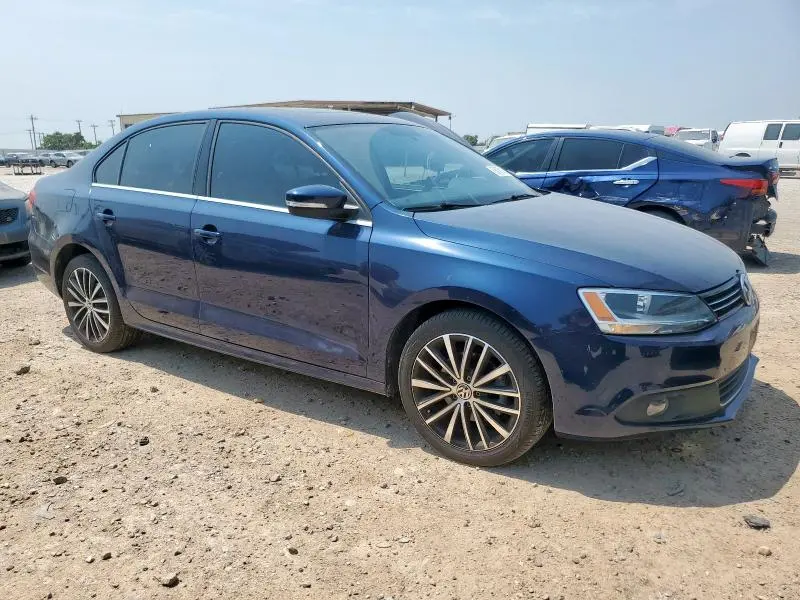2012 VOLKSWAGEN JETTA SEL