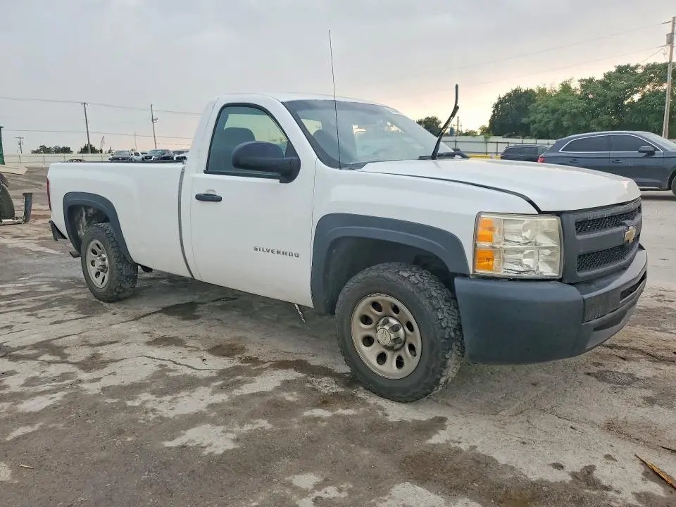 2011 CHEVROLET SILVERADO C1500  