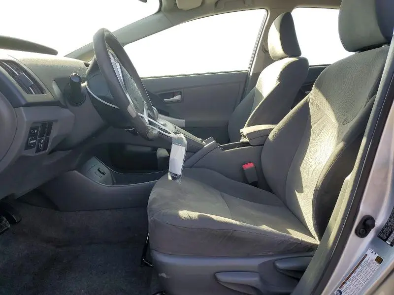 2010 TOYOTA PRIUS II  