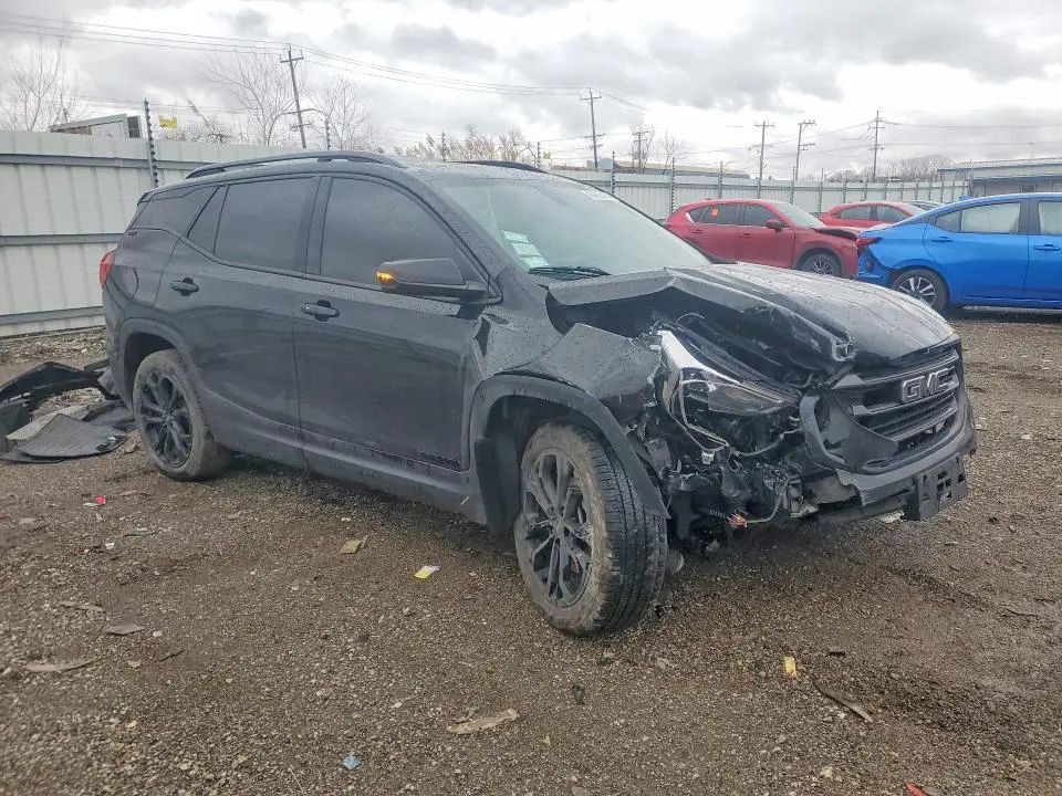 2019 GMC TERRAIN SLT  