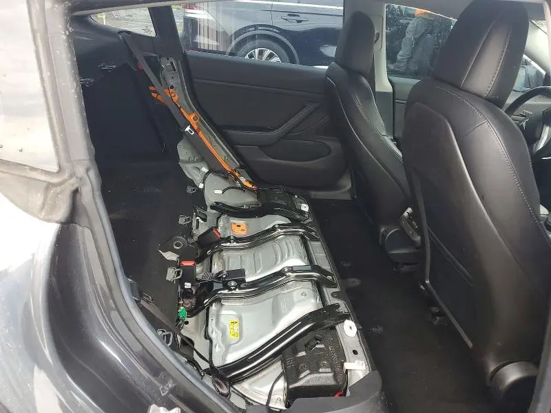 2018 TESLA MODEL 3   