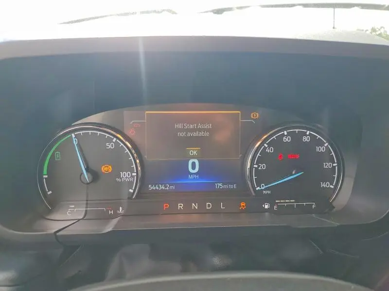 2023 FORD MAVERICK XL  