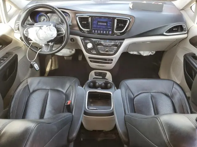 2017 CHRYSLER PACIFICA TOURING L PLUS  