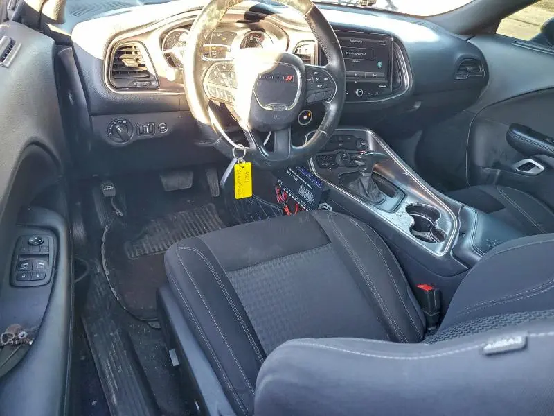 2016 DODGE CHALLENGER SXT  