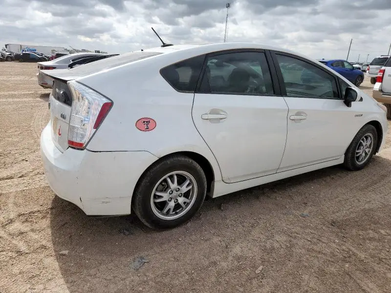 2011 TOYOTA PRIUS   