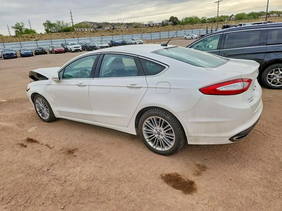 2016 FORD FUSION SE  