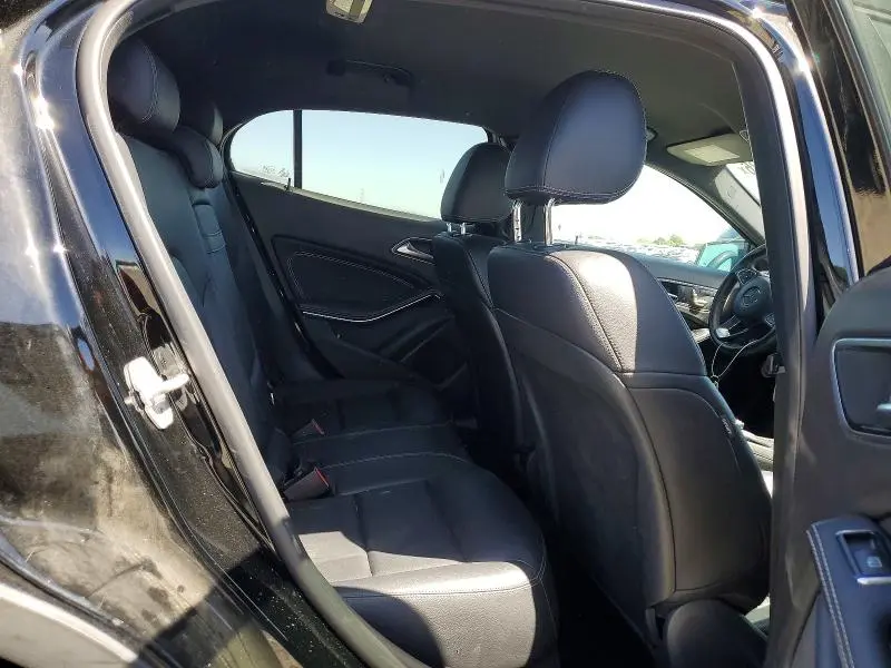 2018 MERCEDES-BENZ GLA 250  