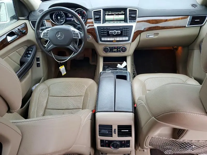 2015 MERCEDES-BENZ GL 550 4MATIC  