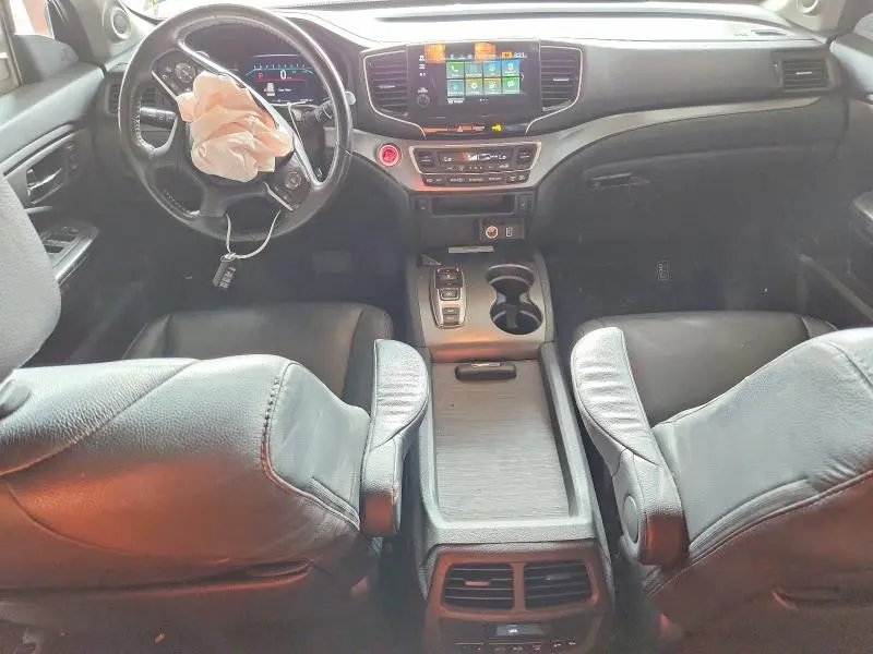 2021 HONDA PILOT SE  