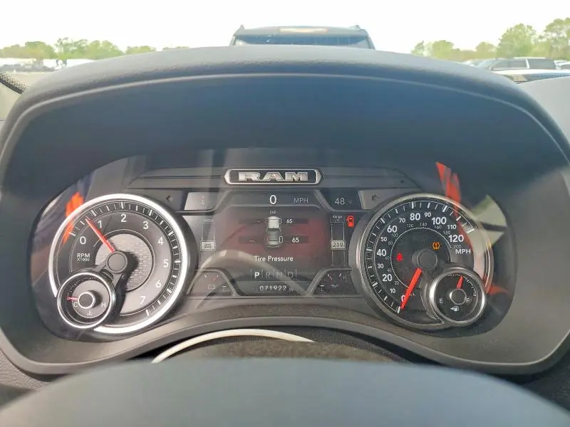 2019 RAM 1500 BIG HORN  