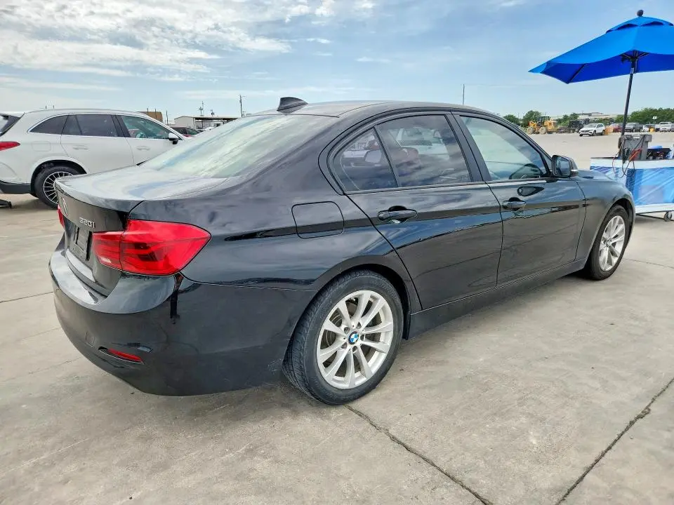 2018 BMW 320 I  