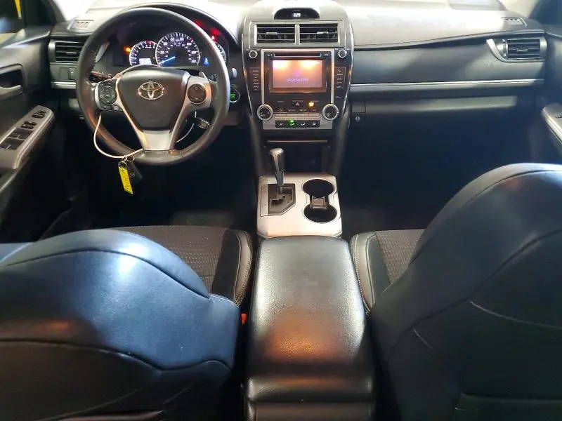 2012 TOYOTA CAMRY SE  