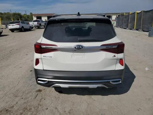 2021 KIA SELTOS S  