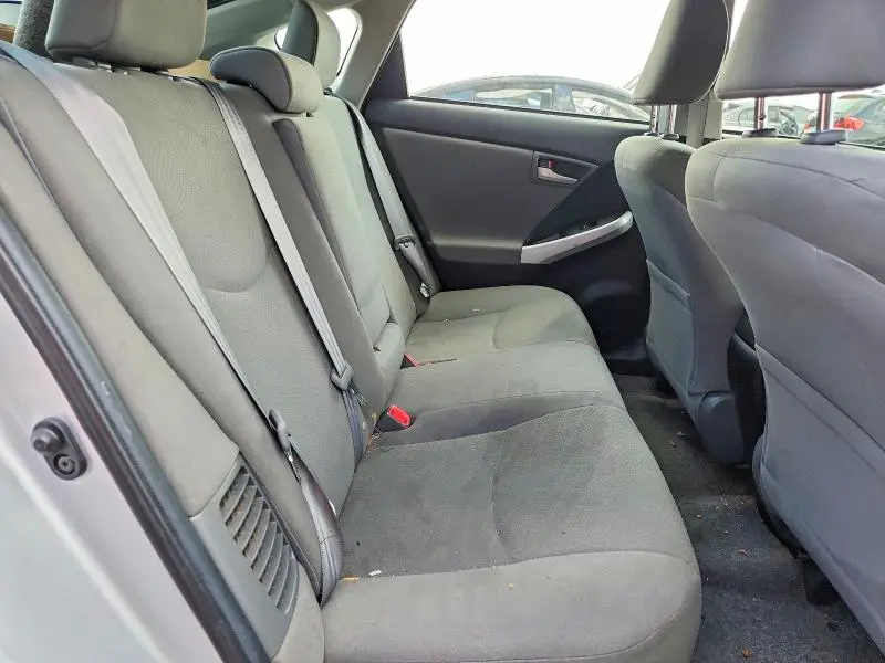 2013 TOYOTA PRIUS TWO  