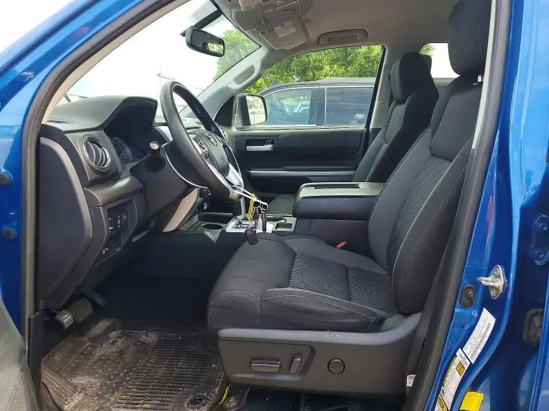 2016 TOYOTA TUNDRA SR5  