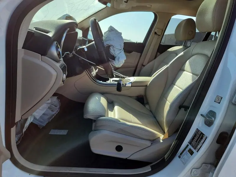 2021 MERCEDES-BENZ GLC 300 4MATIC  