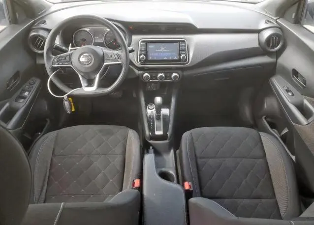 2020 NISSAN KICKS S  