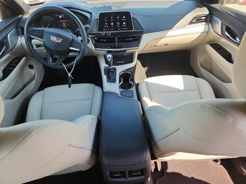 2022 CADILLAC CT4 LUXURY  
