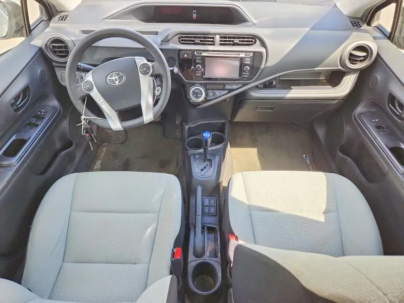 2015 TOYOTA PRIUS C ONE  