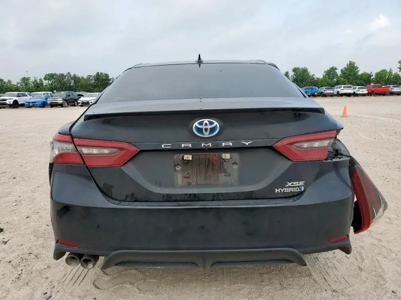 2024 TOYOTA CAMRY XSE  