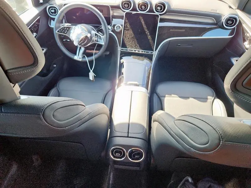 2025 MERCEDES-BENZ GLC 300 4MATIC  