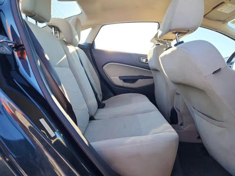 2014 FORD FIESTA SE  