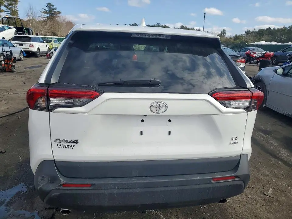 2023 TOYOTA RAV4 LE  