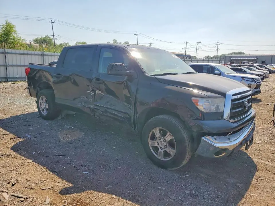 2011 TOYOTA TUNDRA CREWMAX SR5  