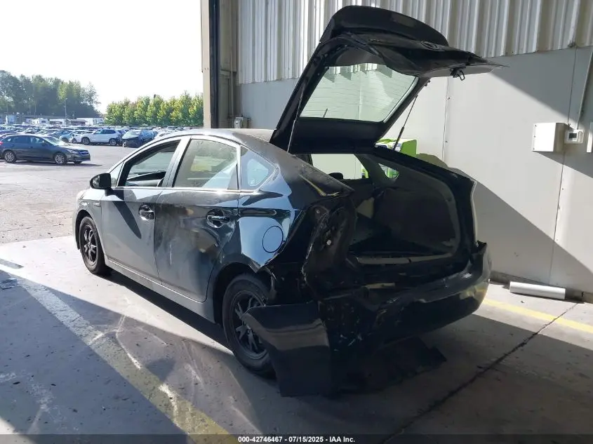 2014 TOYOTA PRIUS FOUR