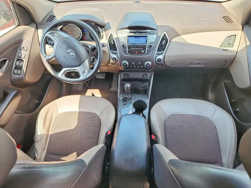 2011 HYUNDAI TUCSON GLS  