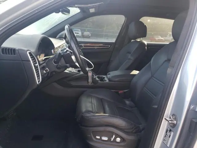 2019 PORSCHE CAYENNE   