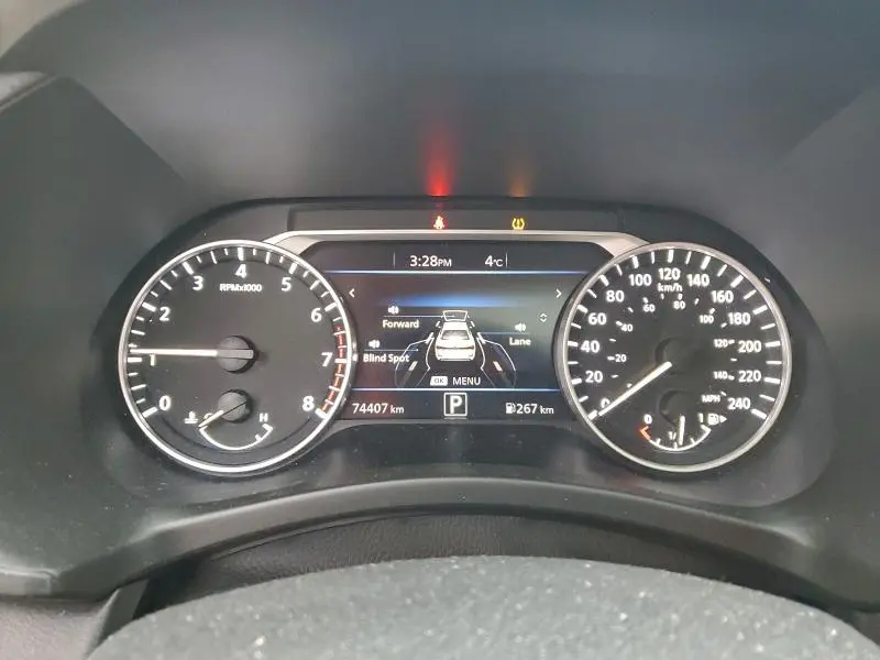 2022 NISSAN SENTRA SR  