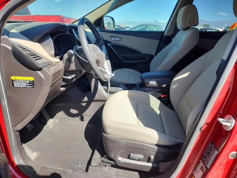 2017 HYUNDAI SANTA FE SE  