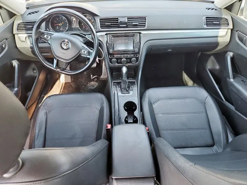 2018 VOLKSWAGEN PASSAT S  