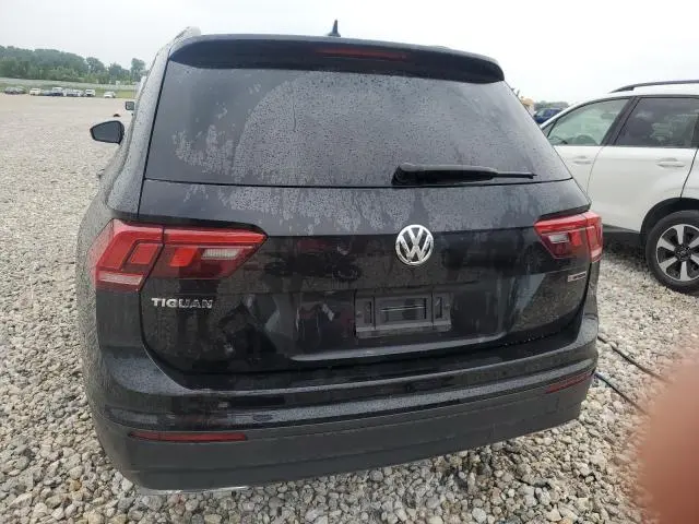 2021 VOLKSWAGEN TIGUAN SE  