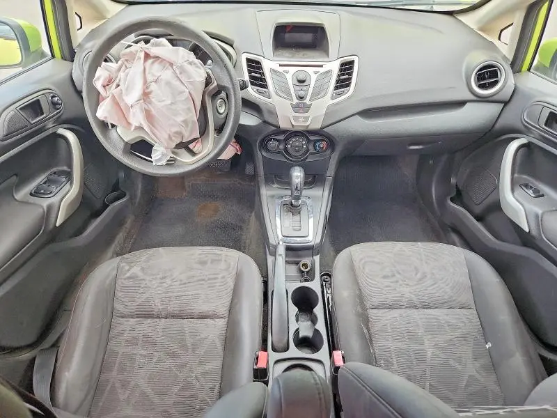 2013 FORD FIESTA SE  