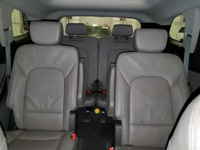 2017 HYUNDAI SANTA FE SE ULTIMATE  