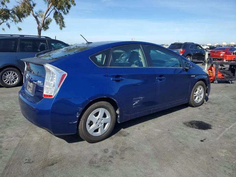 2010 TOYOTA PRIUS IV  