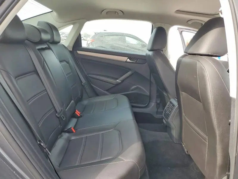 2021 VOLKSWAGEN PASSAT SE  
