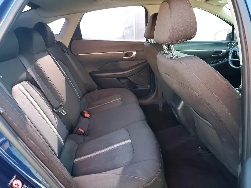 2021 HYUNDAI SONATA SE  