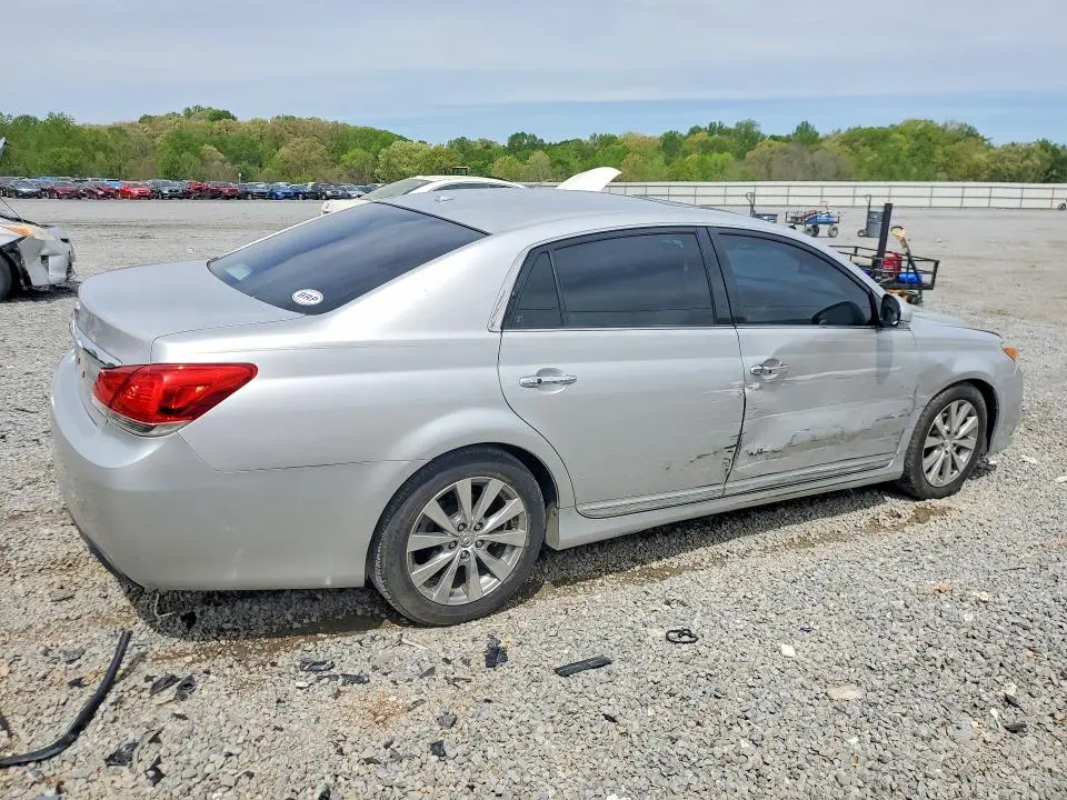 2012 TOYOTA AVALON LIMITED  