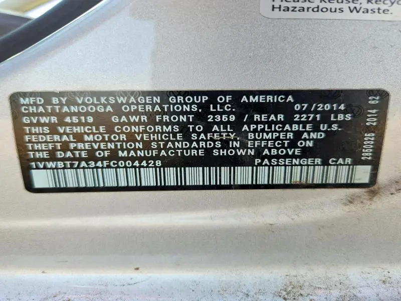 2015 VOLKSWAGEN PASSAT SE  