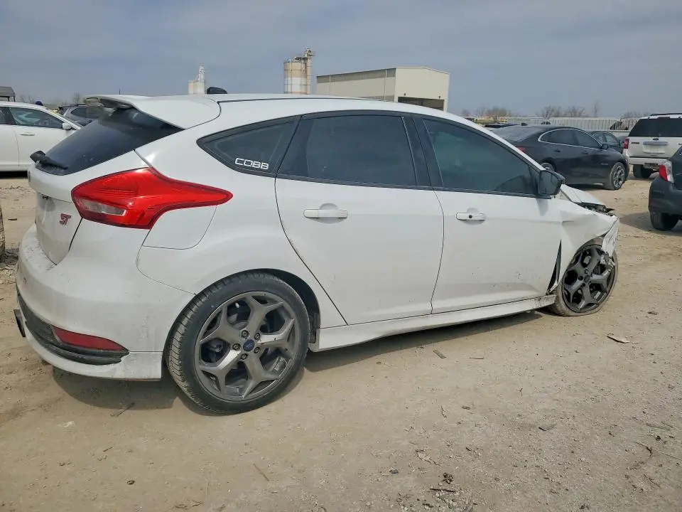 2017 FORD FOCUS ST  