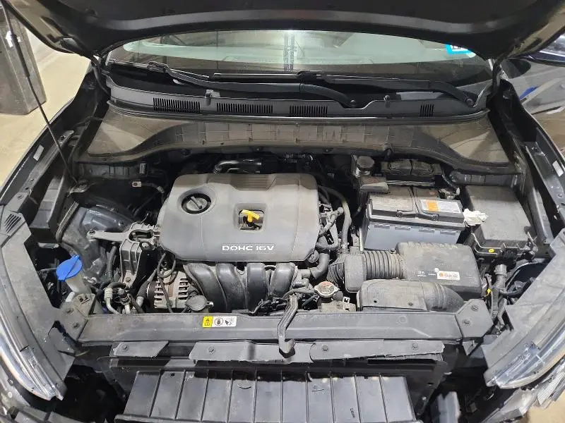 2018 HYUNDAI KONA SE  